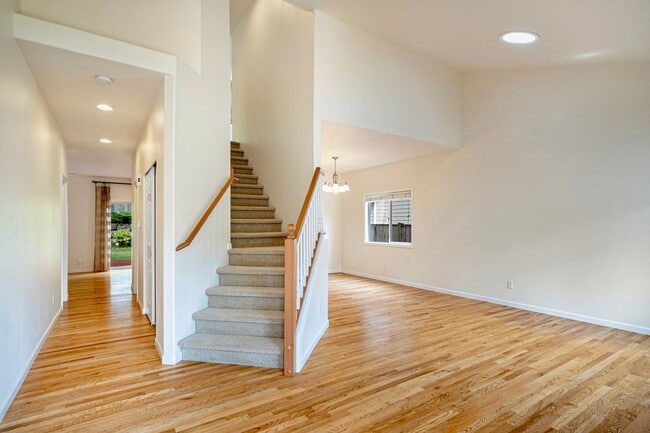 property at 2515 248th Pl NE