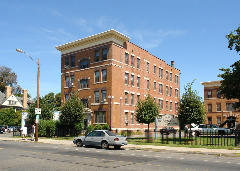 32 Wethersfield Ave in Hartford, CT - Building Photo