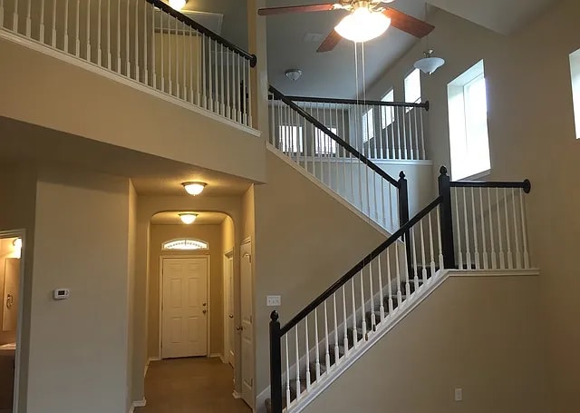 6723 Indian Lodge in San Antonio, TX - Foto de edificio - Building Photo