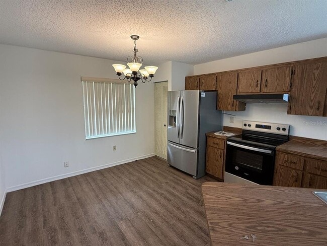 210 Fernwood St in Leesburg, FL - Building Photo - Building Photo