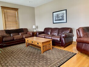 20 Purtill Ave in Old Lyme, CT - Building Photo - Building Photo