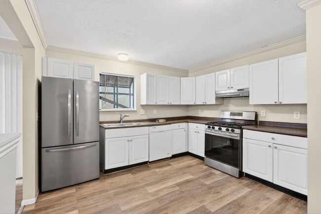 12117 Castilon Ave in St. Louis, MO - Building Photo - Building Photo