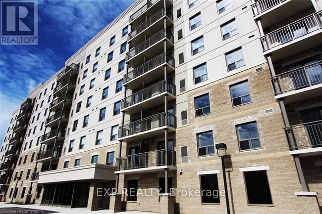 239-239 Auburn Dr
