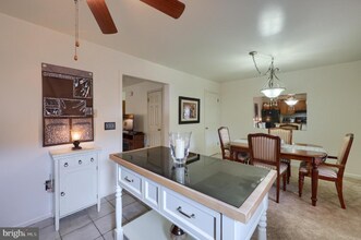 6 Tiffany Ln in Lebanon, PA - Foto de edificio - Building Photo