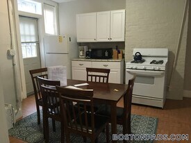 161 Endicott St, Unit 4F in Boston, MA - Building Photo