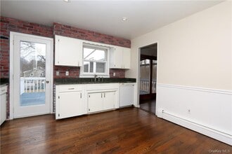 158 Dykeman Rd in Carmel, NY - Building Photo - Building Photo