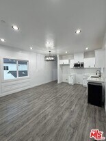 8624 Graham Ave, Unit B in Los Angeles, CA - Building Photo