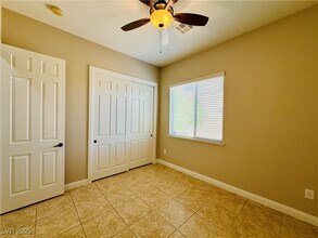 7404 Eggshell Dr in North Las Vegas, NV - Building Photo - Building Photo