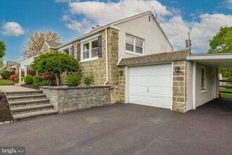 541 Dorothy Ln in West Chester, PA - Building Photo - Building Photo