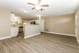3812 Darlington Rd in Holiday, FL - Building Photo - Building Photo