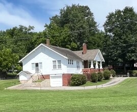 2821 Asbury Rd in Knoxville, TN - Building Photo - Building Photo