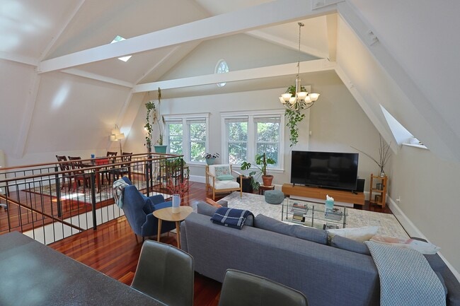 property at 16 Hampstead Rd