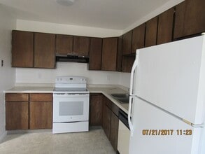 688 Clarkson Ave in Rifle, CO - Building Photo - Building Photo