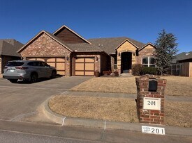 201 SW 174th St in Oklahoma City, OK - Building Photo