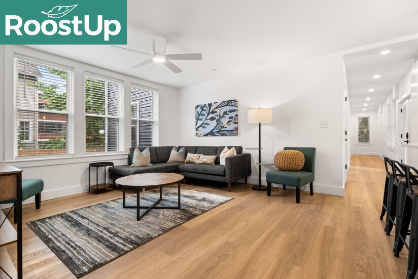 130 Fisher Ave in Boston, MA - Building Photo