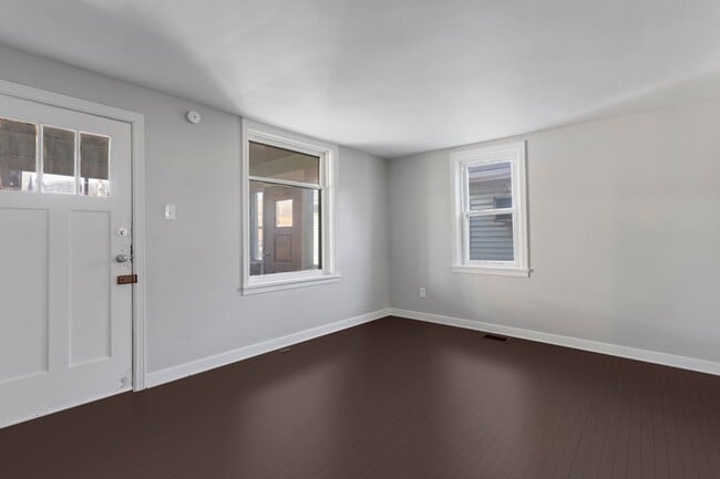 113 River Ave in Natrona Heights, PA - Building Photo - Building Photo