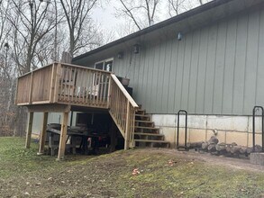 7111 W River Oaks Rd in Columbia, MO - Building Photo - Building Photo