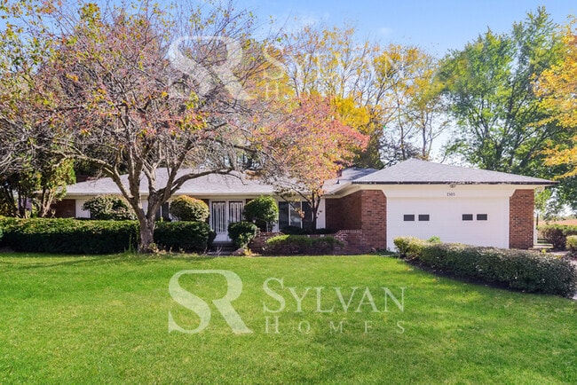 1505 Chapman Dr in Greenfield, IN - Building Photo - Building Photo
