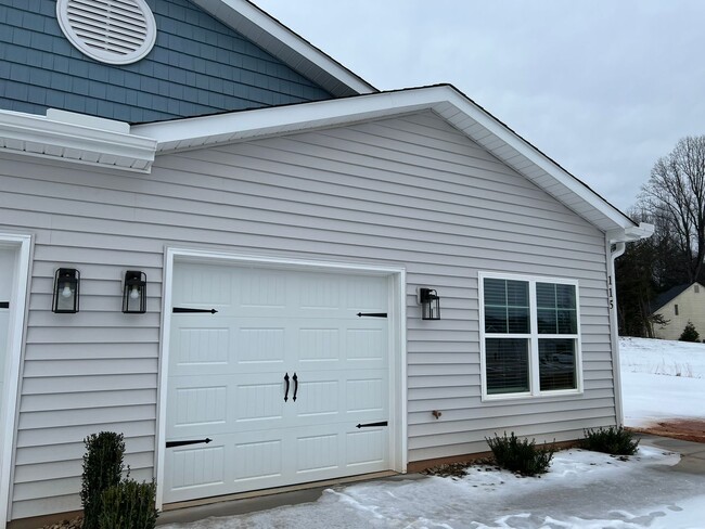 115 Brawley Villas Pl in Mooresville, NC - Building Photo - Building Photo