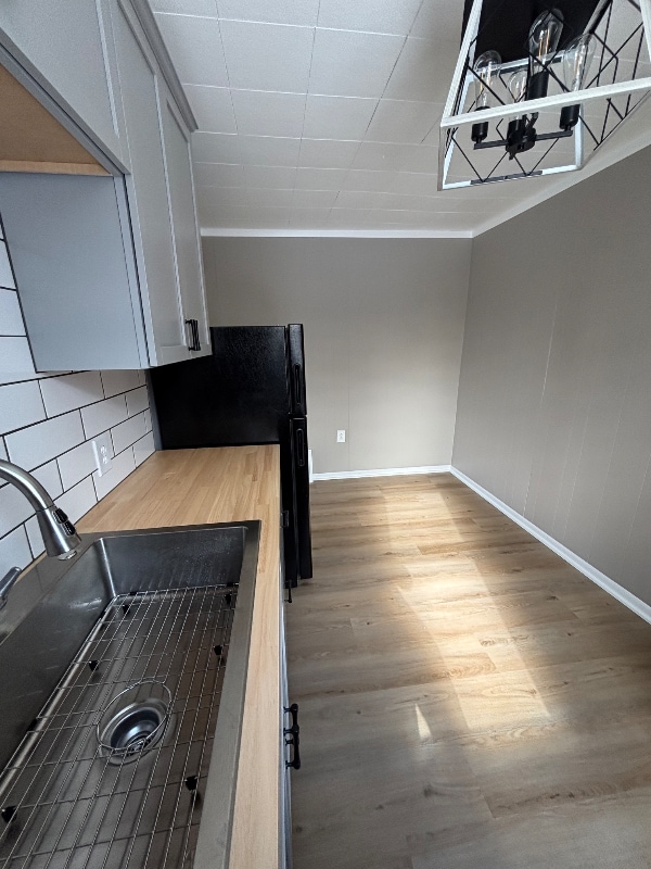 28 Caledonia St NE, Unit # 2 in Grand Rapids, MI - Foto de edificio - Building Photo