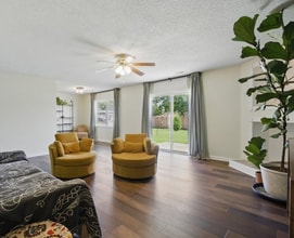 100 Bluebonnet St in Elizabeth City, NC - Building Photo - Building Photo
