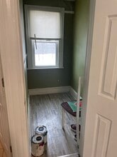 256 Plank Rd, Unit 2 floor in Waterbury, CT - Building Photo - Building Photo