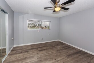 1603 Cedar Ave-Unit -A in Long Beach, CA - Building Photo - Building Photo