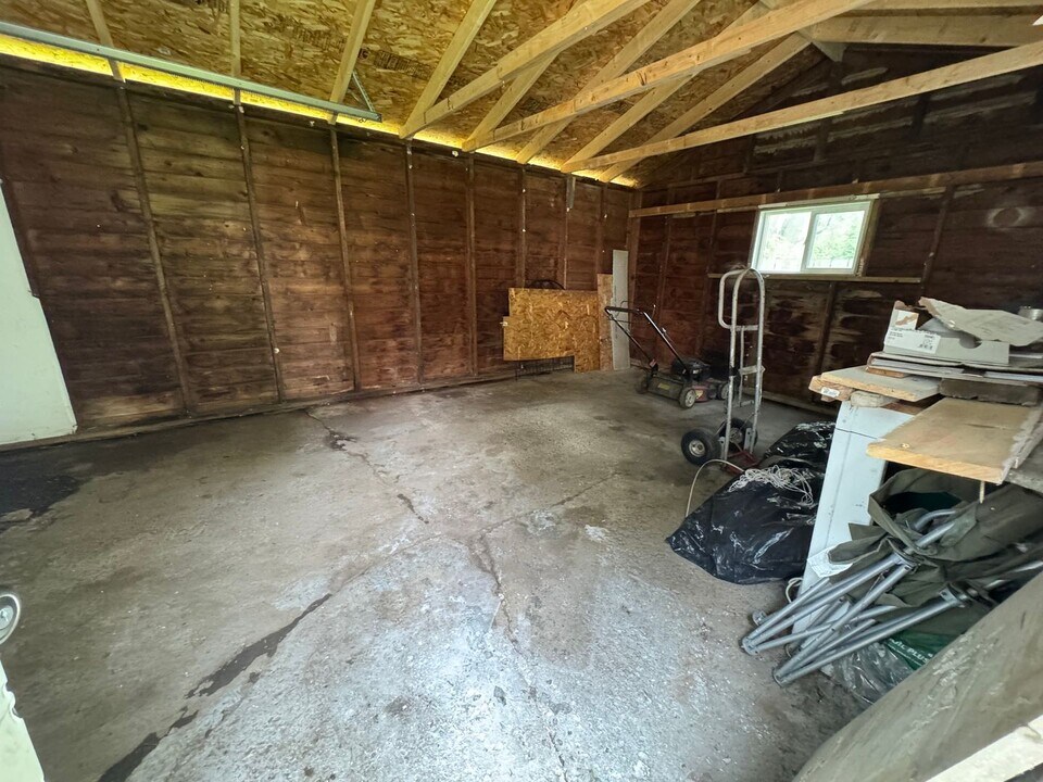 37 Auburn Ave in Rochester, NY - Building Photo