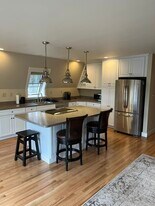 129 Barton Rd, Unit 1 in Stow, MA - Building Photo