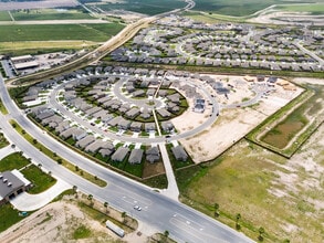 Belterra at Tres Lagos in McAllen, TX - Foto de edificio - Building Photo