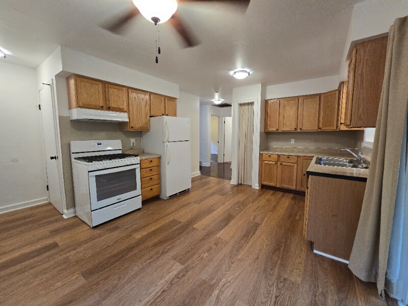 4711 Crescent Rd in Madison, WI - Building Photo