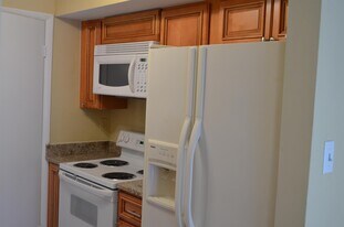 3812 El Cerrito Pl in Alexandria, VA - Building Photo