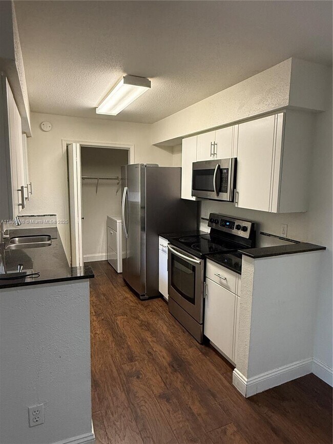 property at 833 Riverside Dr