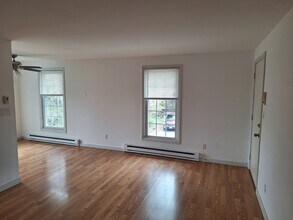 3924 Country Pl, Unit D in Sheboygan, WI - Building Photo - Building Photo