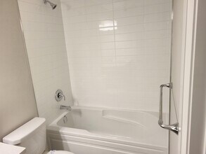 3265-3265 Carding Mill Trail in Oakville, ON - Building Photo - Building Photo