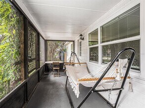 1106 W Hiawatha St in Tampa, FL - Building Photo - Building Photo