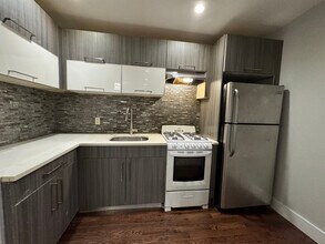 2714 Avenue D in Brooklyn, NY - Foto de edificio - Building Photo