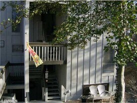 10224 Iron Mill Rd in Richmond, VA - Building Photo