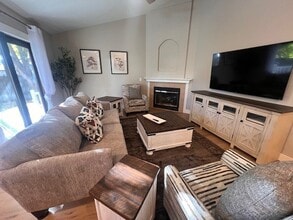 900 N Player Ave in Eagle, ID - Building Photo - Building Photo