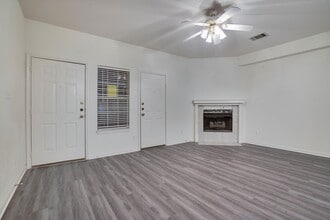 307 Rawhide Loop in Round Rock, TX - Building Photo - Building Photo
