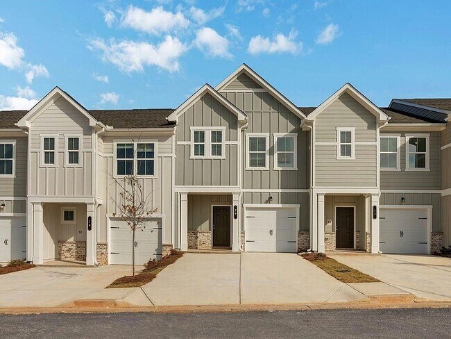 1150 Hunter Trl in Acworth, GA - Building Photo - Building Photo