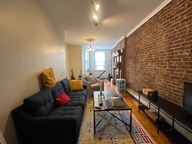 203 Ogden Ave. in Jersey City, NJ - Building Photo - Building Photo