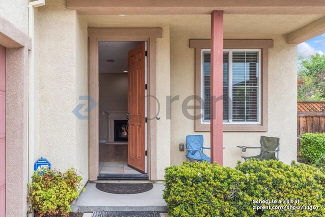 237 W Moraga St in Tracy, CA - Building Photo - Building Photo
