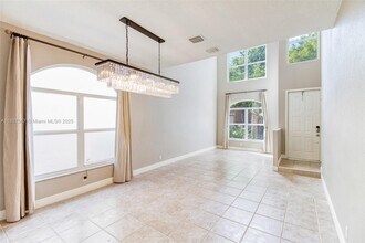 3769 SW 51st St in Fort Lauderdale, FL - Building Photo - Building Photo