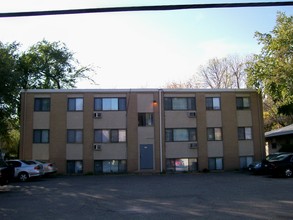 705 Jackson St NE in Minneapolis, MN - Building Photo - Building Photo