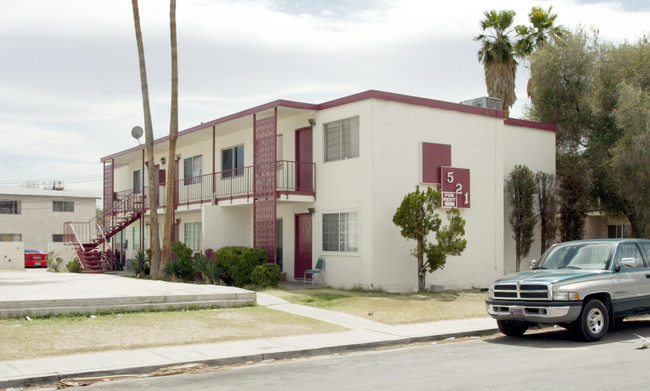 528 Calcaterra Cir in Las Vegas, NV - Foto de edificio - Building Photo