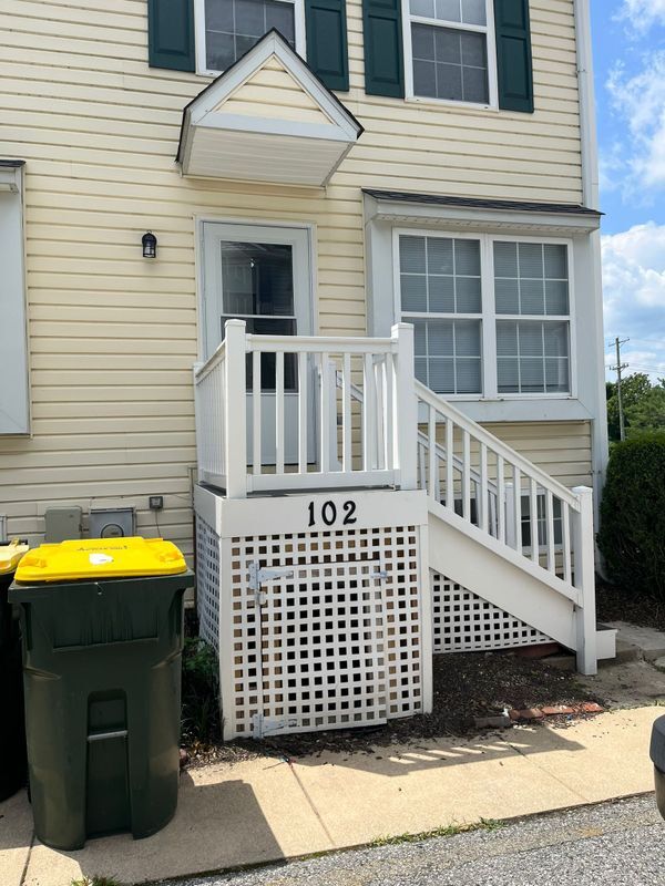 property at 102 Gateway Dr
