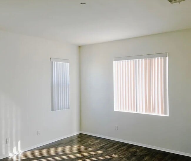 4960 Tyler St in Riverside, CA - Building Photo - Building Photo