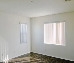 4960 Tyler St in Riverside, CA - Building Photo - Building Photo