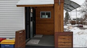 618 Pettibone Ave NW, Unit 1 in Grand Rapids, MI - Building Photo